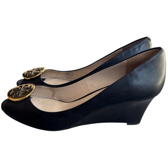 Tory Burch Black Leather Wedge Peep Toe Pumps With Gold Logo Size 10M - Picture 9 of 11